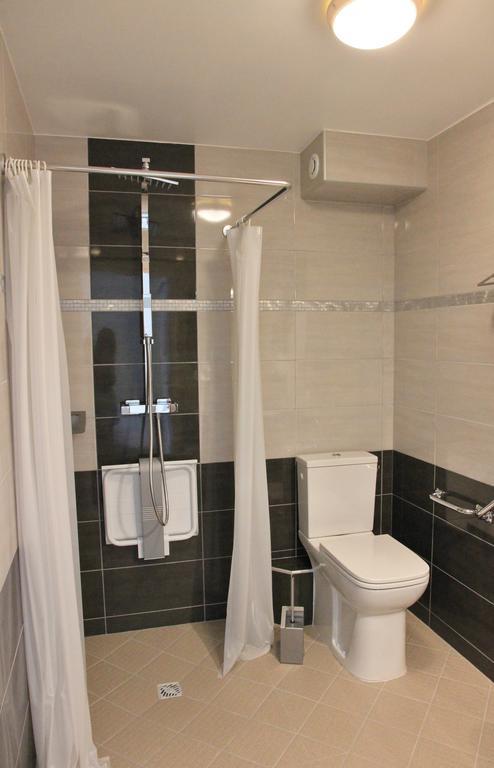 Hotel L'Anvia Bollène Dış mekan fotoğraf